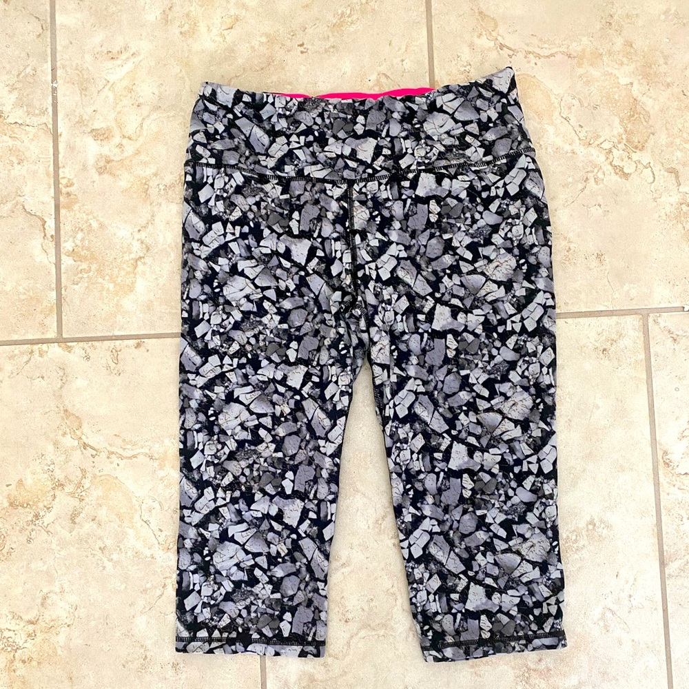 3 for $20 Victoria Secret Workout capris